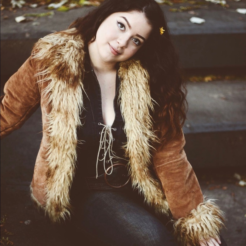 Meet your Posher, Melany